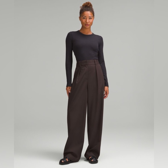 lululemon athletica Pants - Lululemon Pleat Front Wide Leg Trouser